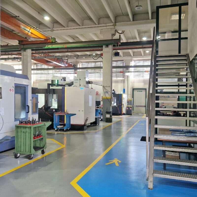 Sede aziendale e stabilimento di Stampi Rizzardini