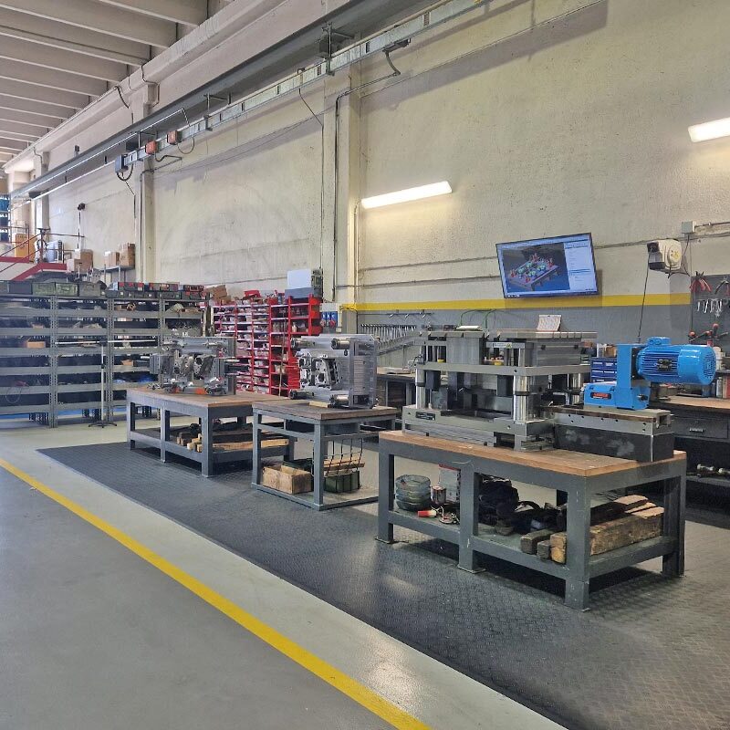 Sede aziendale e stabilimento di Stampi Rizzardini